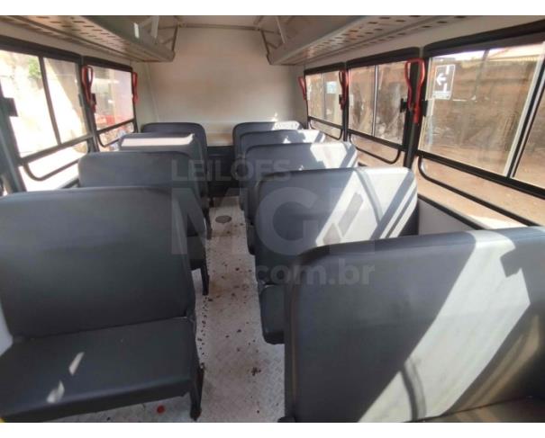 Foto de GRUPIARA/MG - Ônibus Marcopolo Volare V8L 4X4 EO, 2013/2014, DIESEL 