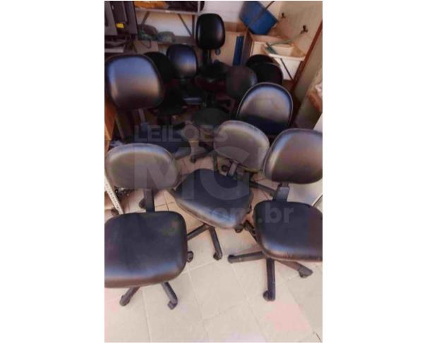 Foto de JANAÚBA/MG -Mobiliário de escritório (cadeiras giratórias s/ braço)
