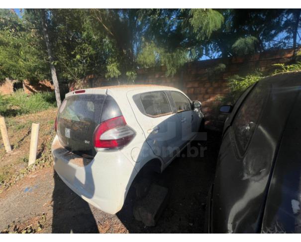Foto de CAMPOS BELOS/GO - CARRO - Fiat Mobi Like, 2017/2018