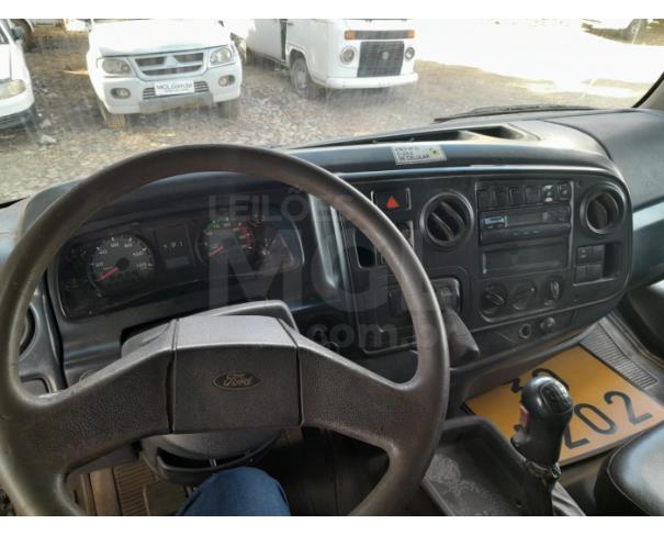Foto de ITAÚNA MG - FORD/CARGO 1319 COM COMBOIO (MECANISMO OPERACIONAL)