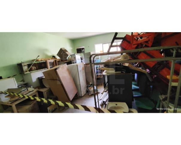 Foto de SENADOR POMPEU/CE - Lote de Geladeiras, Mesas, Ventiladores e entre outros