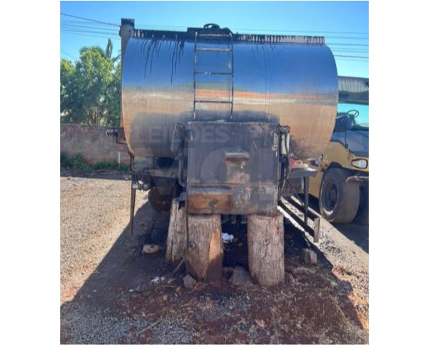 Foto de VERA CRUZ DO OESTE/PR - EQUIPAMENTO PARA PAVIMENTAÇÃO  |  Multidistribuidor de Agregado Eletrônico MDR, com capacidade de 9 m³