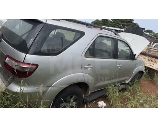 Foto de UBERLÂNDIA/MG - CIRCULÁVEL - I/TOYOTA HILUX SW4 SRV4X4 - 2009/2009