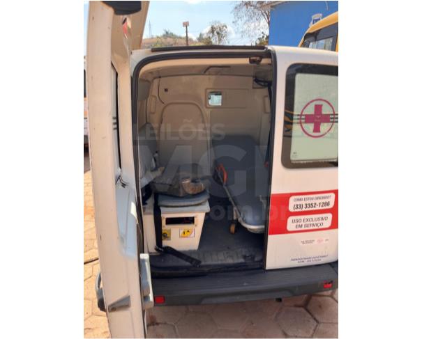 Foto de SÃO PEDRO DOS FERROS/MG - CARRO - Fiat Doblo Ambulância, 2011/2012