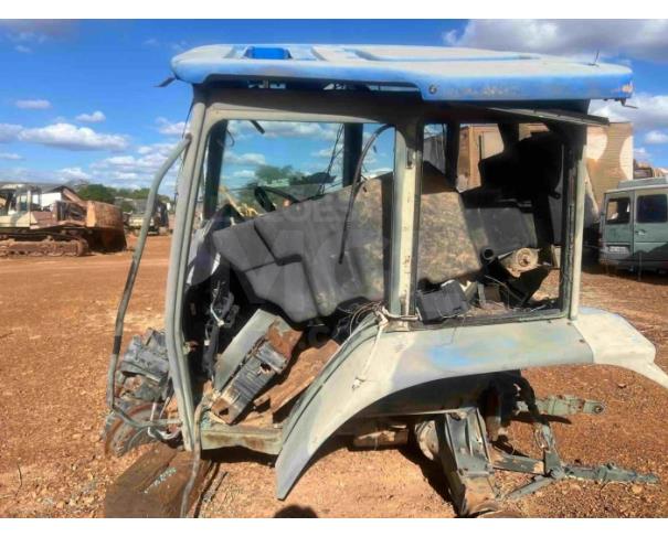 Foto de PICOS/PI - TRATOR NEW HOLLAND TM 150E 4W, ANO 2005