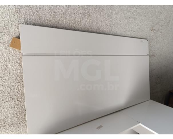 Foto de ITAÚNA/MG - PAINEL LAQUEADO BRANCO 