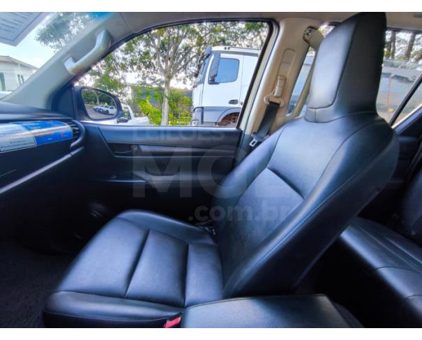 Foto de ITAÚNA/MG- TOYOTA HILUX CDLOWM4FD 2022/2023- PA11947