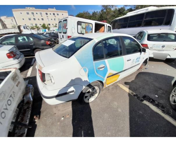 Foto de RIO DAS OSTRAS/RJ - VW POLO SEDAN 1.6