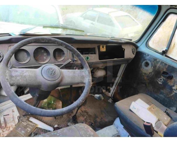 Foto de ALAMBARI/SP - Camioneta VW Kombi, 1998/1999, GASOLINA 
