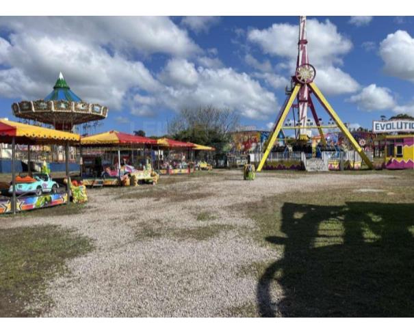 Foto de FLORIANÓPOLIS/SC - Terreno com 15.379,61m² ao lado Igreja Nª Sª de Guadalupe em Canasvieiras