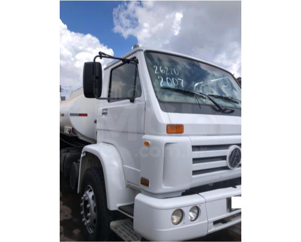 Foto de CONTAGEM MG - VOLKSWAGEN  26.260 E COM PIPA 15 MIL LITROS - TRAÇADO 