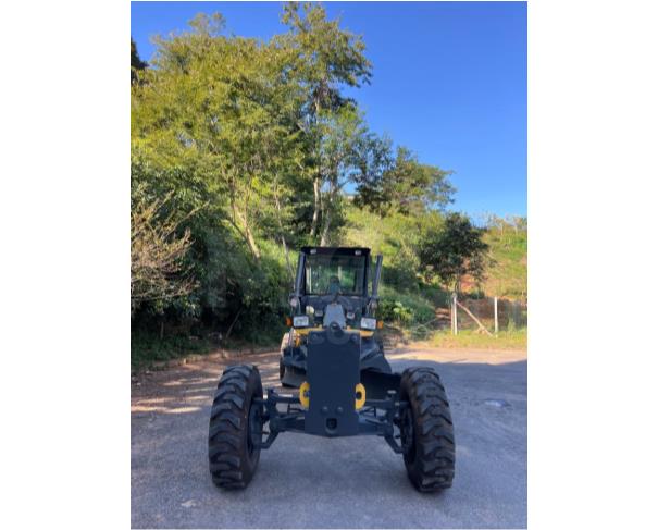 Foto de JUIZ DE FORA MG - MOTONIVELADORA NEW HOLLAND RG140B ANO 2011/2011