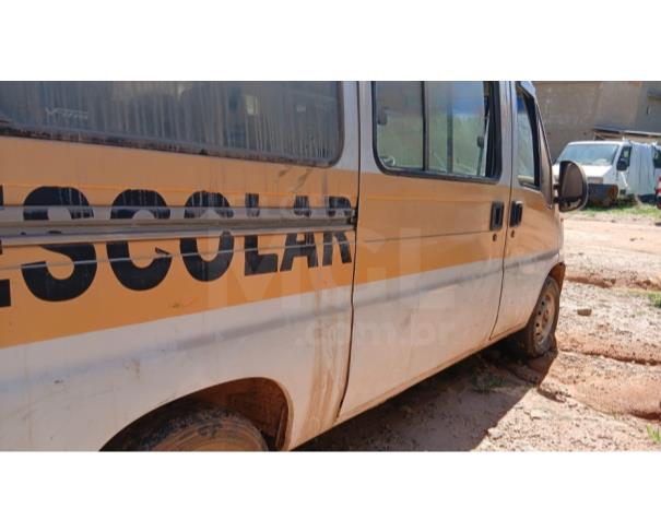 Foto de CHALÉ/MG - Micro-ônibus Fiat Ducato Minibus, 2004/2004, DIESEL 