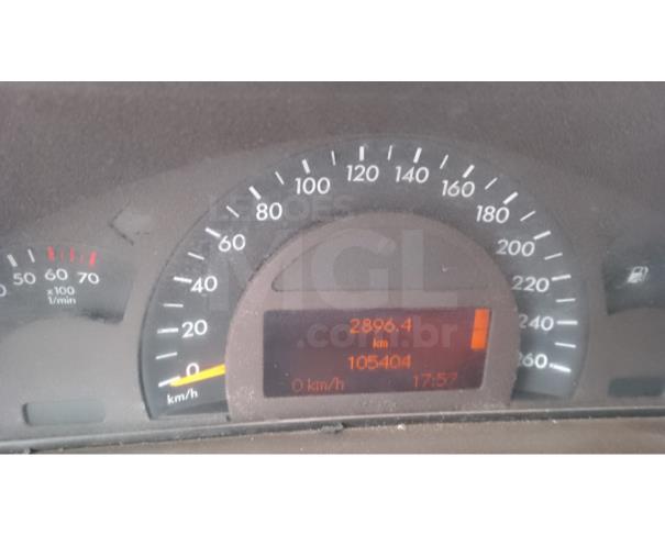 Foto de ITAÚNA/MG - MERCEDES BENZ C-230 K ANO 2004/2004 - PA12469