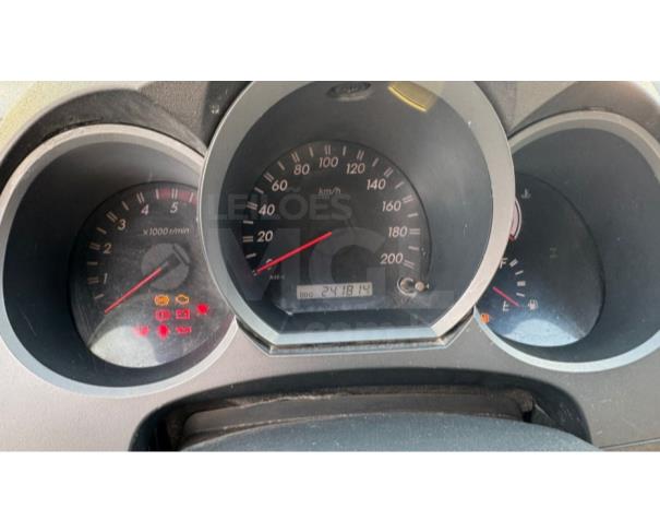 Foto de ITAÚNA/MG - CAMINHONETE TOYOTA/HILUX CABINE DUPLA 4X4 SRV ANO 2008/2009 - SC1101