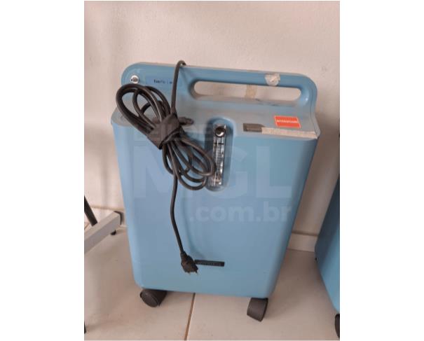Foto de NATÉRCIA/MG -  Equipamentos médico-hospitalares e de fisioterapia (aparelho de ultrassom terapêutico HTM Sonic Compact 1-3 MHz e concentradores de oxigênio Respironics EverFlo/OPI Millennium).