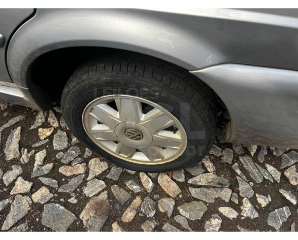 Foto de ITAÚNA/MG- VW SANTANA 2.0 MI 2P E 4P 2001/2001- PA12607