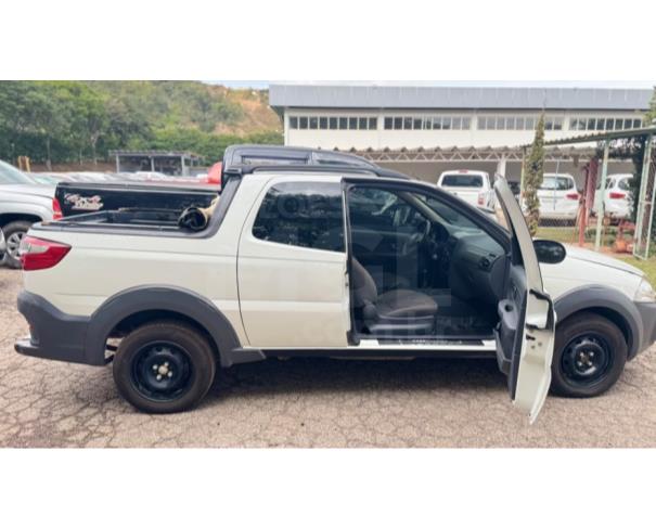 Foto de ITAÚNA/MG - CAMINHONETE FIAT/STRADA HARD WORKING CABINE DUPLA E ANO 2017/2017 - SC1128