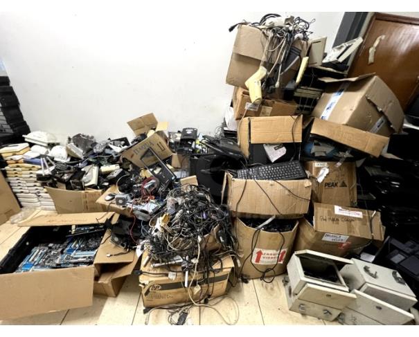 Foto de LAVRAS/MG - MATERIAL DE INFORMÁTICA 