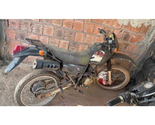 Foto de VALE DE SÃO DOMINGOS/MT - Motocicleta Honda XLR 125, 2001/2001, GASOLINA 