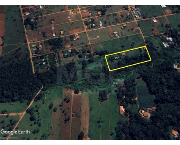 Foto de HIDROLÂNDIA/GO - Terreno de Esquina com 13.869,93 m² no Setor Garavelo Sul