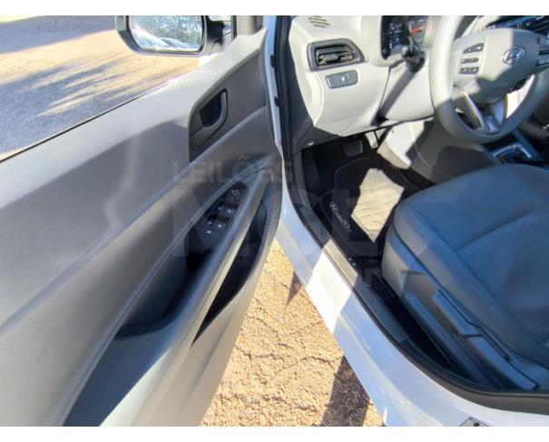 Foto de ITAÚNA/MG- HYUNDAI HB20S 1.0 AUT COMFOR 2023/2024- PA13359