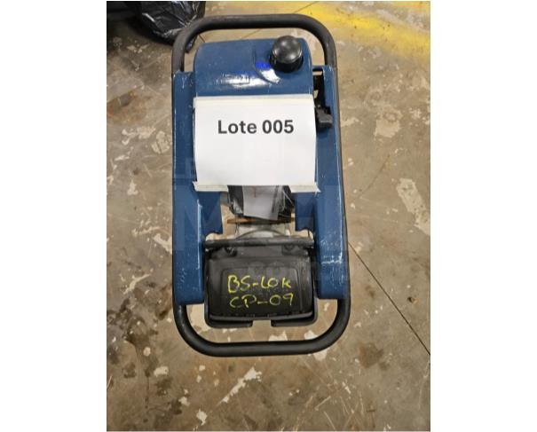 Foto de VESPASIANO/MG-COMPACTADOR DE SOLO(SAPO) WACKER