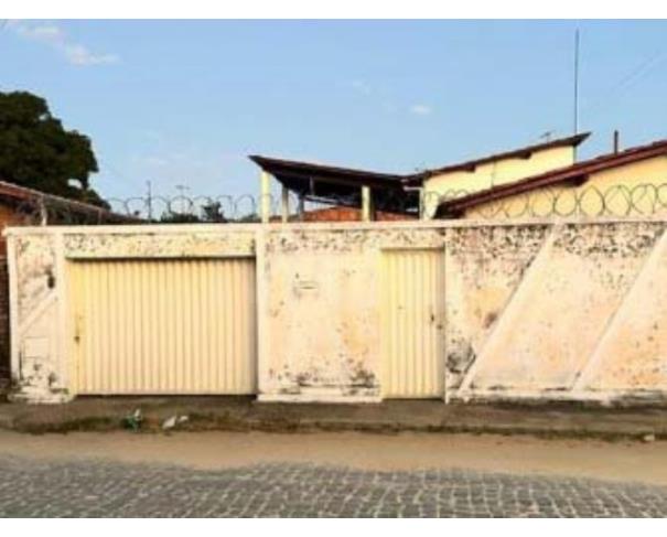 Foto de JANUÁRIA/MG - Imóvel urbano área 264 m², na Vila Bandeirante 
