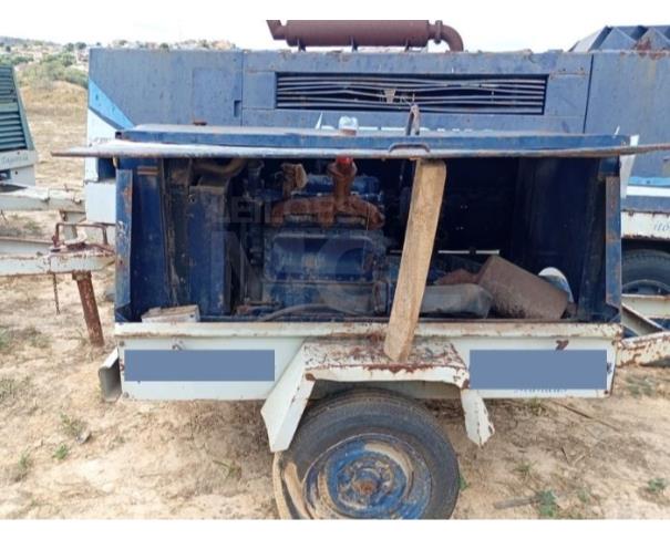 Foto de CONTAGEM/MG-COMPRESSOR DE AR REBOCAVEL