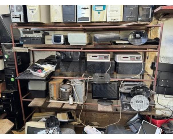 Foto de CAMPO DOS GOYTACAZES/RJ-Eletrônicos, informática (CPUS, monitores, estabilizadores, teclados, impressoras, ares condicionados, televisores, impressoras).