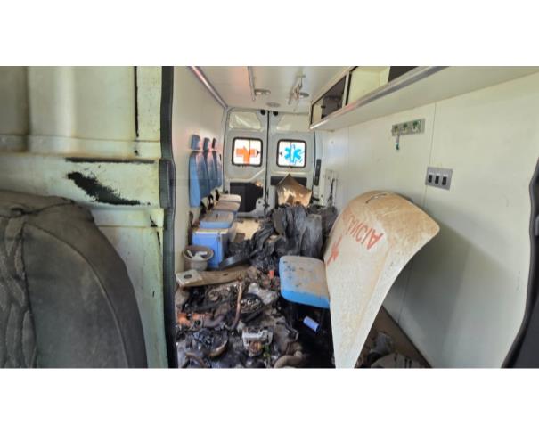 Foto de COCALZINHO DE GOIÁS/GO - Camioneta Renault Master Soberana, 2017/2018