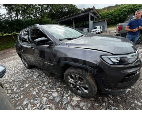 Foto de ITAÚNA/MG- JEEP COMPASS LONG TF 2024/2024- PA12848