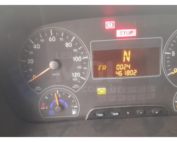Foto de ITAÚNA MG CAMINHÃO NO CHASSI MERCEDES BENZ ATEGO 2429 - ANO 2012/2012