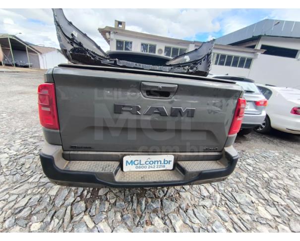 Foto de ITAÚNA/MG- RAM RAMPAGE REBEL 2.2 TB CD 4X4 DIESEL AUT. 2024/2025- PA12729