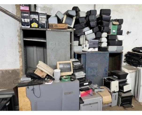 Foto de CAMPO DOS GOYTACAZES/RJ-Eletrônicos, informática (CPUS, monitores, estabilizadores, teclados, impressoras, ares condicionados, televisores, impressoras).