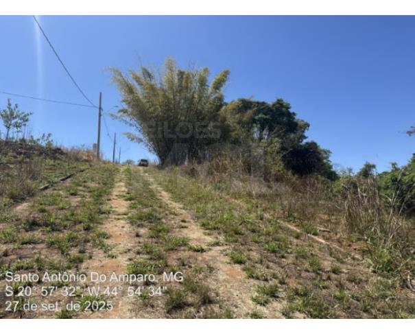 Foto de SANTO ANTÔNIO DO AMPARO/MG — Lote com área de 200m² no Residencial Ouro Branco