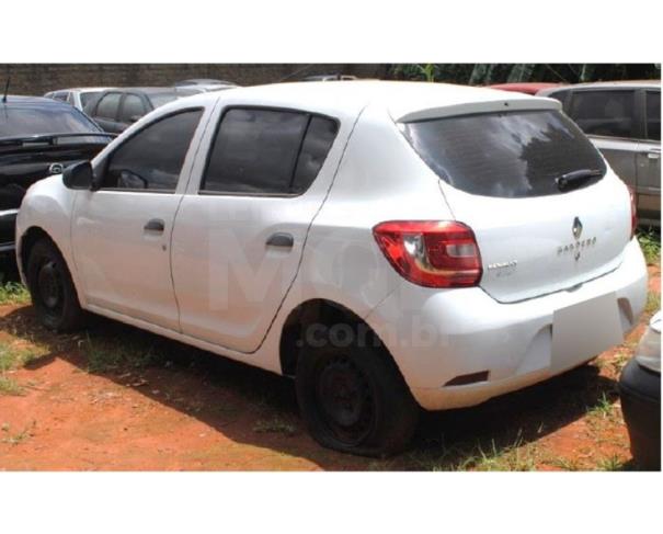 Foto de CATALÃO/GO - CIRCULÁVEL - AUTOMÓVEL - RENAULT SANDERO AUTH 10 - 2017/2017