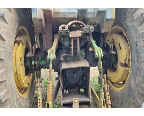 Foto de CAMPESTRE DA SERRA/RS - Trator Agrícola Cabinado John Deere– modelo 5600 – 4x4