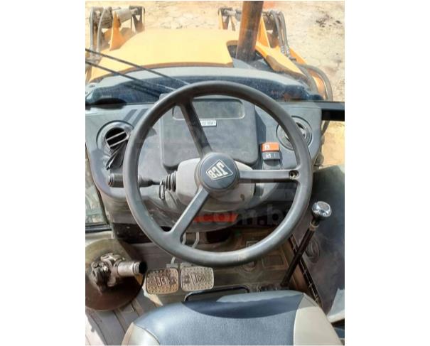 Foto de SÃO GERALDO DO BAIXIO/MG -  Retroescavadeira JCB, modelo 3C.