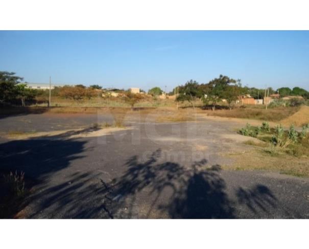 Foto de SÃO FRANCISCO/MG — Lote com área de 13.435,00m²,  bairro Sagrada Família. 