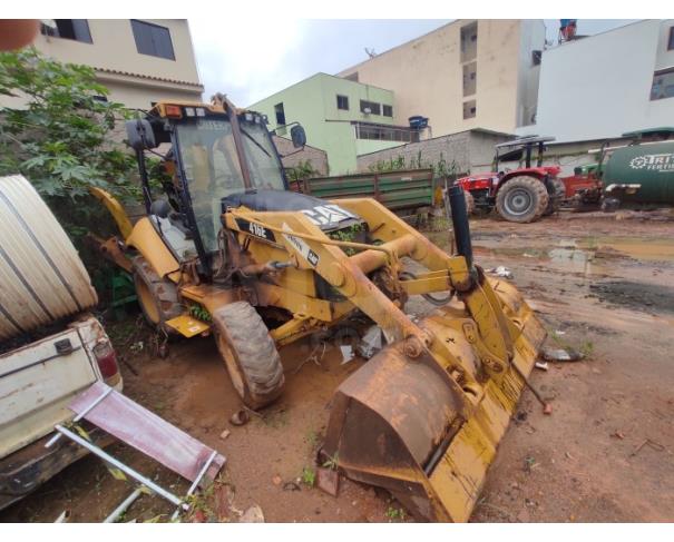 Foto de PIEDADE DE CARATINGA/MG - Retroescavadeira Caterpillar 416E, 2013/2013