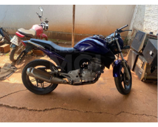 Foto de GOIÂNIA/GO - CIRCULÁVEL - MOTOCICLETA - HONDA CB 300R - 2011/2011