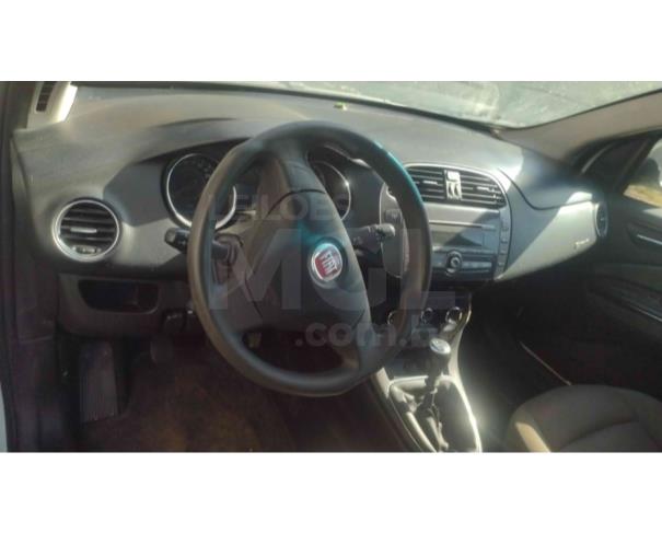 Foto de TUNAS DO PARANÁ/PR - Fiat Bravo Essence 1.8, 2011/2012, FLEX 