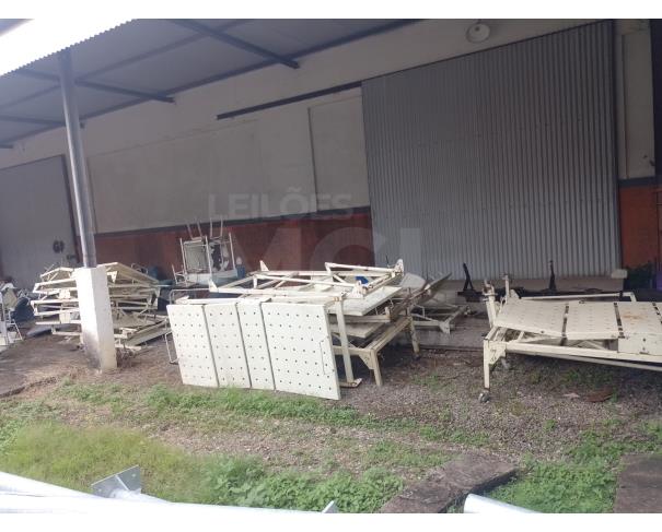 Foto de CAMPO DOS GOYTACAZES/RJ- Diversos (CPUs, ventiladores, impressoras, ares condicionados, moveis, bebedouros, micro-ondas, TV, geladeira).