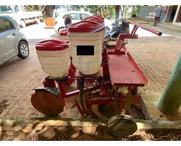 Foto de IBATIBA/ES - Plantadeira e adubadeira de 2 linhas para microtrator/trator