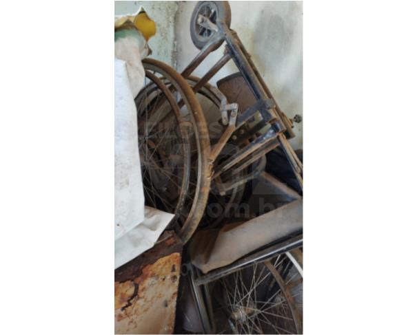 Foto de ESMERALDAS/MG -  Materiais de Saúde.