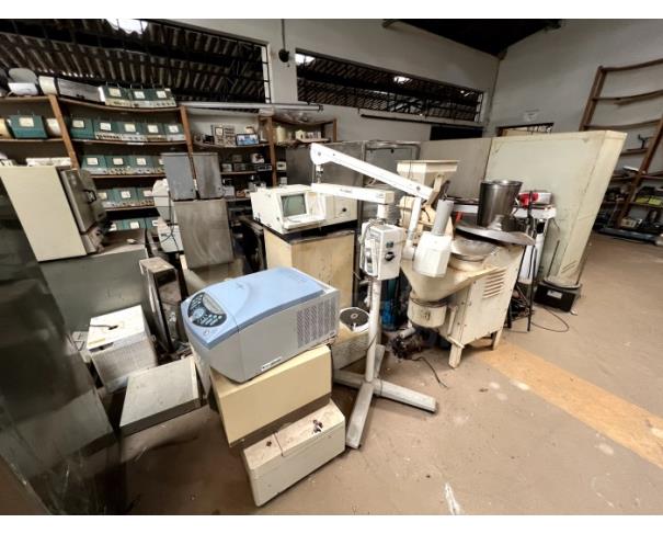 Foto de LAVRAS/MG - Aparelhos de laboratórios  