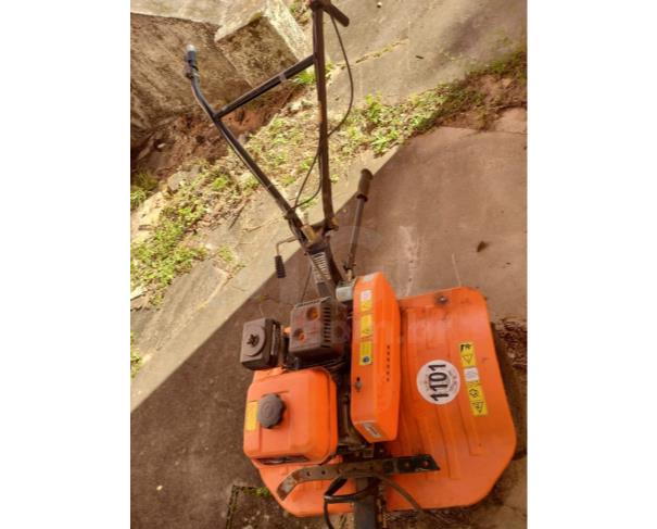 Foto de CASTRO/PR - Motocultivador 6.5 HP 4T