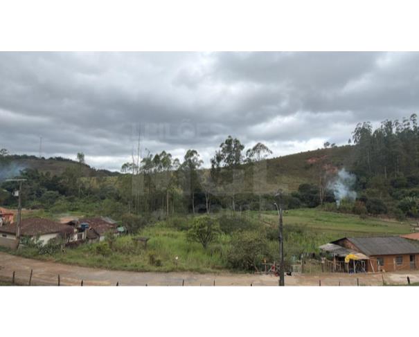 Foto de SANTOS DUMONT/MG - Terreno com 4.845m² no Distrito de Mantiqueira 