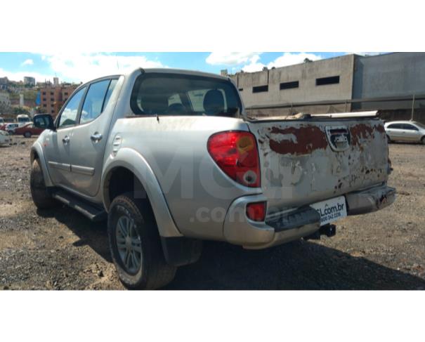 Foto de LOTE 005 - MITSUBISHI/L200 TRITON 3.2 D ANO 2009/2010 JB29887